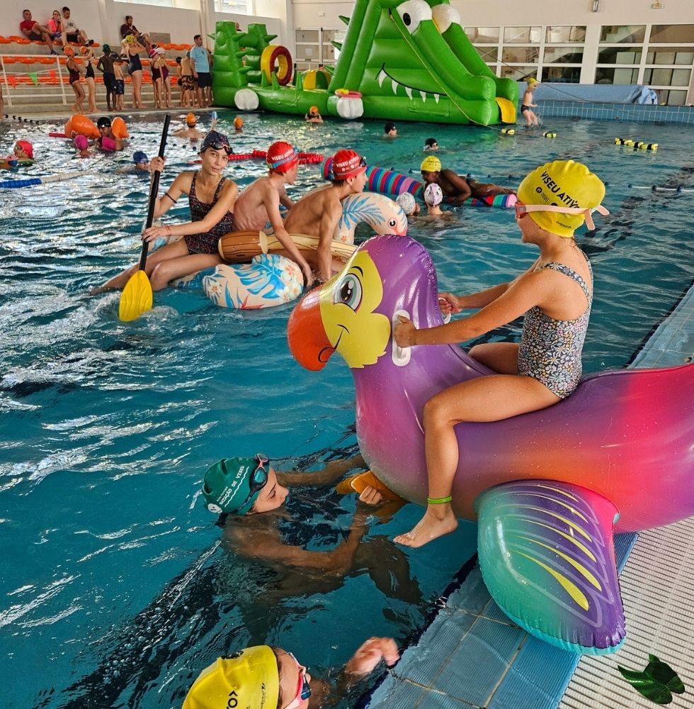 insufláveis AQUA FUN FADEUP – Faculdade de Desporto da Universidade do Porto